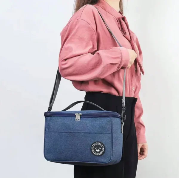 large soft cooler lunch bag with liner – insulated picnic and BBQ tote.